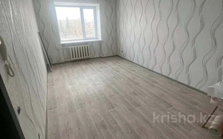 1-комнатная квартира, 18 м², 4/5 этаж, Рижская за 4.8 млн 〒 в Петропавловске — фото 2