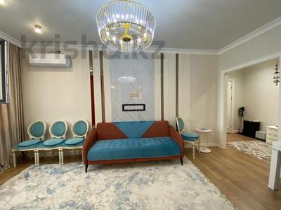 2-комнатная квартира · 64 м² · 4/4 этаж, Дәнеш Рақышев 14 — Райымбек за 50 млн 〒 в 