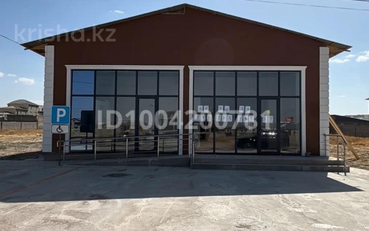Свободное назначение, офисы, магазины и бутики, склады, общепит, салоны красоты, образование, развлечения · 355 м² за 887 500 〒 в Шымкенте, Каратауский р-н — фото 16