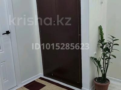 2-бөлмелі пәтер · 50 м² · 3/5 қабат, 18-шағынаудан 5 — Пр Рыскулова, бағасы: 230 000 ₸ в Шымкенте, Аль-Фарабийский р-н
