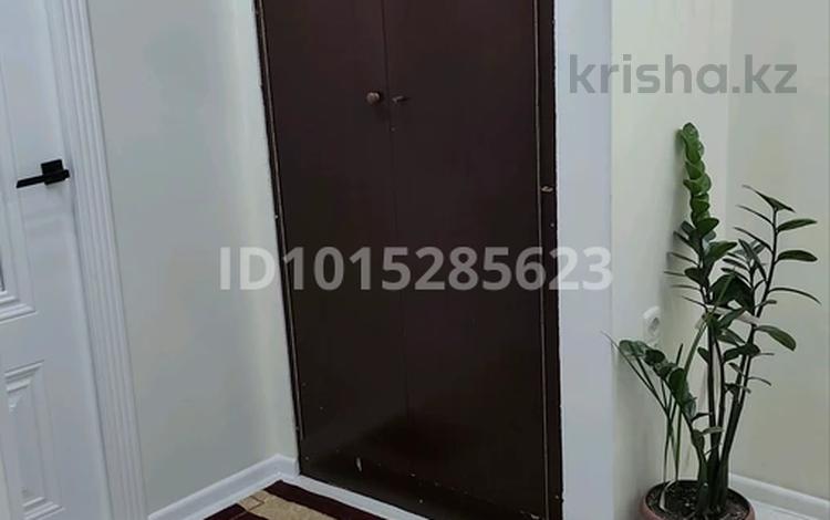 2-бөлмелі пәтер · 50 м² · 3/5 қабат, 18-шағынаудан 5 — Пр Рыскулова, бағасы: 230 000 ₸ в Шымкенте, Аль-Фарабийский р-н — фото 2