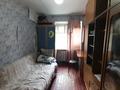 4-комнатная квартира · 60.7 м² · 2/5 этаж, Пришахтинск, 21й микрорайон 29 за 14 млн ₸ в Караганде, Алихана Бокейханова р-н — фото 3