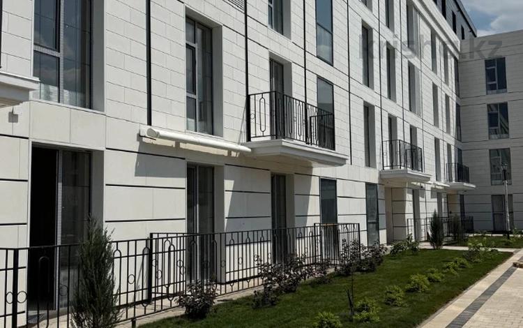 5-бөлмелі пәтер · 190.5 м² · 3/3 қабат, Ақжар ш/а., мкр. Таусамалы 49/1 — Арман 5, бағасы: ~ 170.8 млн ₸ в Алматы, Наурызбайский р-н — фото 12