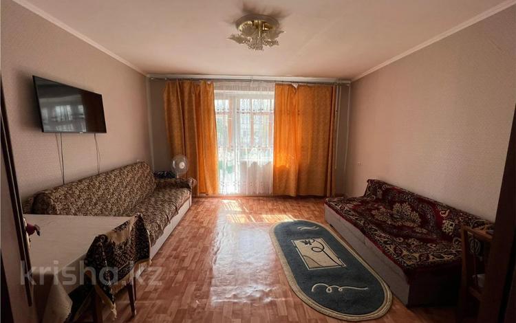 2-бөлмелі пәтер · 52 м² · 2/10 қабат, Голубые пруды ш/а., бағасы: 17.5 млн ₸ в Караганде, Алихана Бокейханова р-н — фото 2