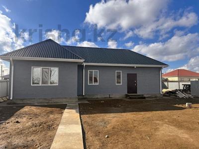 Продажа домов и дачи в Атырауской обл.: Отдельный дом · 1 комната · 73.8 м² · 8 сот., Водников за 15.3 млн 〒 Отдельный дом · 1 комната · 73.8 м² · 8 сот., Водников за 15.3 млн 〒 в Атырау
