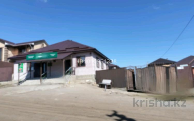 Отдельный дом · 4 комнаты · 145 м², Көкпекті за 60 млн ₸ в Актобе, жилой массив Акжар-2 — фото 64