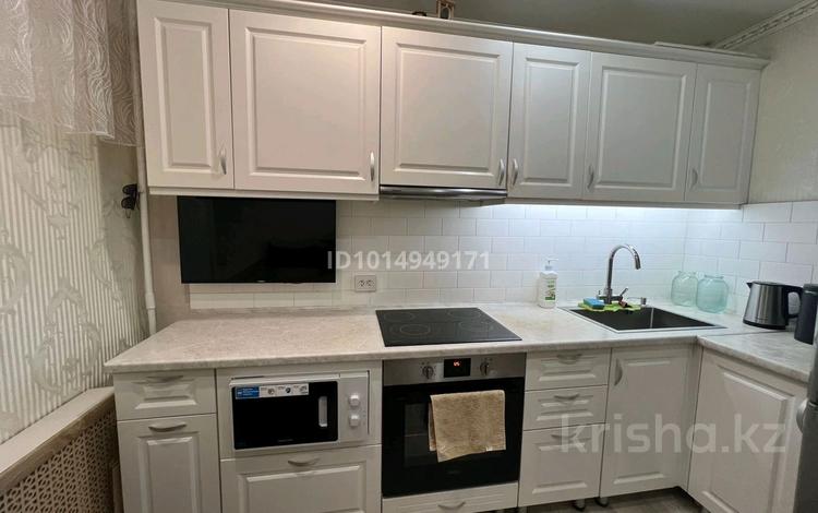 3-бөлмелі пәтер · 63 м² · 5/6 қабат, Айманова 47 /1, бағасы: 28 млн ₸ в Павлодаре — фото 2