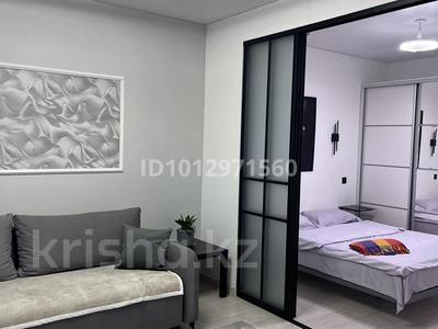 2-бөлмелі пәтер · 50 м² · 3/7 қабат, Халиуллина — ТЦ Магнум, бағасы: 18 000 ₸ в Алматы, Медеуский р-н