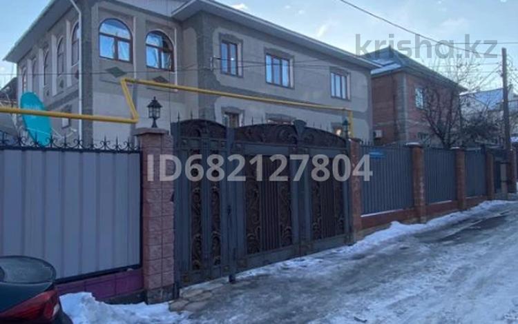 Жеке үй • 6 бөлмелер • 500 м² • ай сайын, мкр Дубок-2 150, бағасы: 1.8 млн 〒 в Алматы, Ауэзовский р-н — фото 16