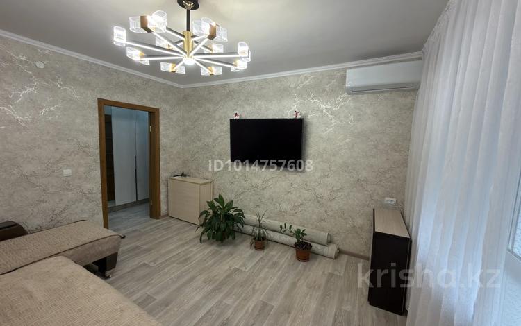 3-комнатная квартира · 62.8 м² · 2/3 этаж, Ухабова 3 за 28 млн ₸ в Петропавловске — фото 2