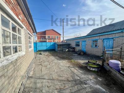 Жер үй мен саяжайлар в Костанайской обл.: Жеке үй · 4 бөлме · 50.3 м² · 7 сот., 2-я Совхозная 2/23, бағасы: 16 млн 〒 Жеке үй · 4 бөлме · 50.3 м² · 7 сот., 2-я Совхозная 2/23, бағасы: 16 млн 〒 в Костанае