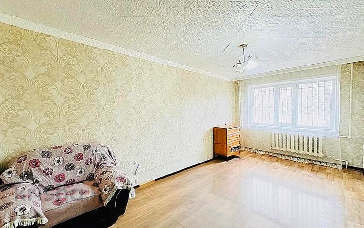 2-комнатная квартира · 46 м² · 1/5 этаж, ул. 40-летия Победы 69А за 6 млн ₸ в Шахтинске — фото 2