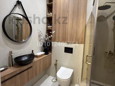 3-комнатная квартира · 60 м² · 13/17 этаж, мкр Юго-Восток, Республики 23, 23/2 — Республики-Шахтеров за 550 000 ₸ в Караганде, Казыбек би р-н
