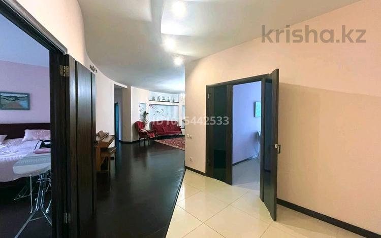 4-комнатная квартира · 133.4 м² · 5/5 этаж, Кабанбай батыра за 65 млн ₸ в Астане, Нура р-н — фото 2