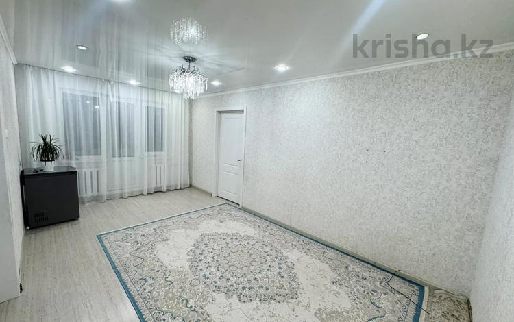 2-комнатная квартира · 45.3 м² · 5/5 этаж, Аманжолова за 11.5 млн ₸ в Уральске — фото 2