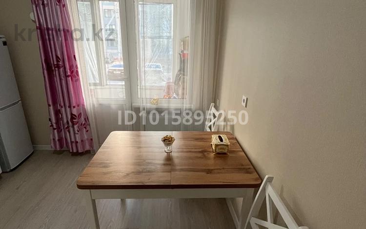 1-бөлмелі пәтер · 43.3 м² · 1/9 қабат, Е 511 40, бағасы: 27 млн ₸ в Астане, Есильский р-н — фото 2