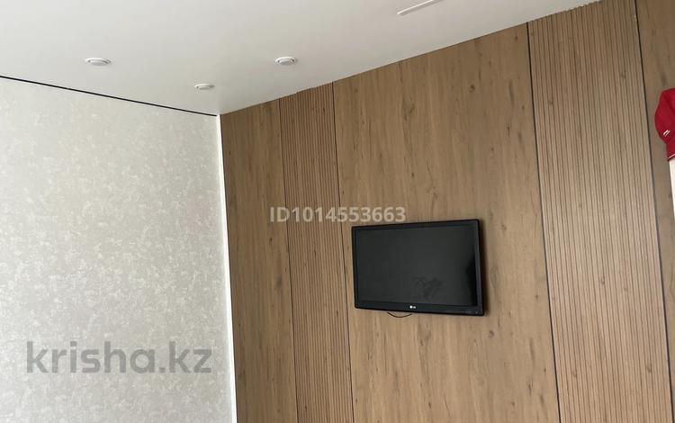 3-бөлмелі пәтер · 75 м² · 6/9 қабат, Кенен Азербаев 8 — жұмабаев кенен Азербаев, бағасы: 35.7 млн ₸ в Астане, Сарайшык р-н — фото 2