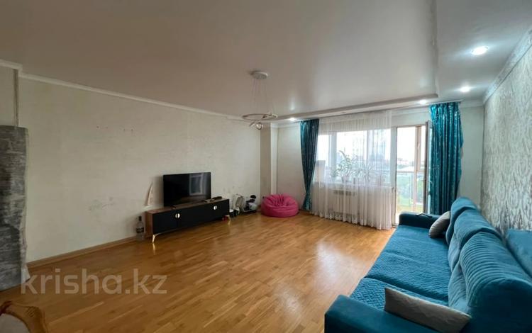 3-комнатная квартира · 105.6 м² · 6/15 этаж, мкр Новый Город, Абая за 38.5 млн ₸ в Караганде, Казыбек би р-н — фото 3