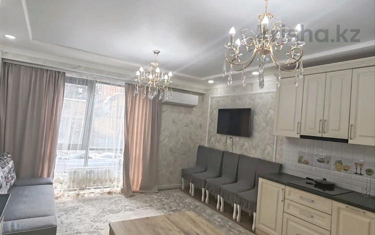 3-комнатная квартира, 74 м², 2/12 этаж помесячно, Толе би 189/3 — Гагарина