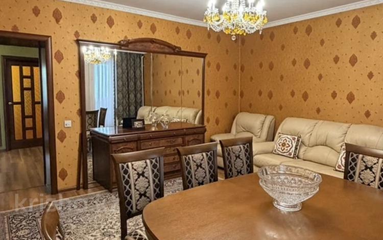 4-комнатная квартира · 79.4 м² · 5/5 этаж, мкр Михайловка , Ермекова 81 за 27 млн ₸ в Караганде, Казыбек би р-н — фото 2