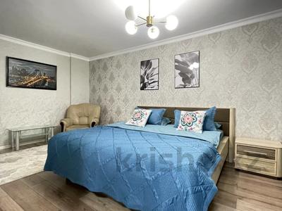 1-комнатная квартира · 32 м², Азаттык 99а за 13 000 ₸ в Атырау, мкр Жилгородок