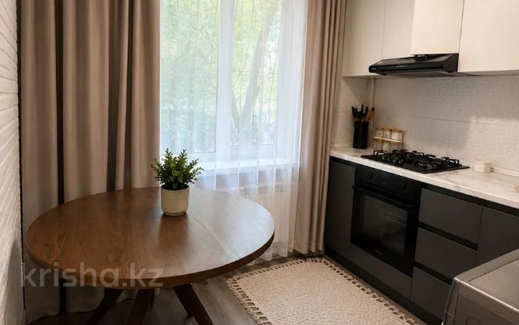 3-комнатная квартира · 54 м² · 1/5 этаж, Жарокова за 39.5 млн ₸ в Алматы, Алмалинский р-н — фото 8
