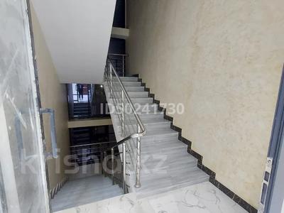 5-комнатная квартира · 191.2 м² · 2/8 этаж, Сакена Сейфуллина 5B — проспект Каныша Сатпаева за 80 млн 〒 в Атырау