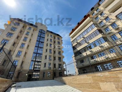 Продажа квартир в Атырауской обл.: 5-комнатная квартира · 191.2 м² · 2/8 этаж, Сакена Сейфуллина 5B — проспект Каныша Сатпаева за 88 млн 〒 5-комнатная квартира · 191.2 м² · 2/8 этаж, Сакена Сейфуллина 5B — проспект Каныша Сатпаева за 88 млн 〒 в Атырау
