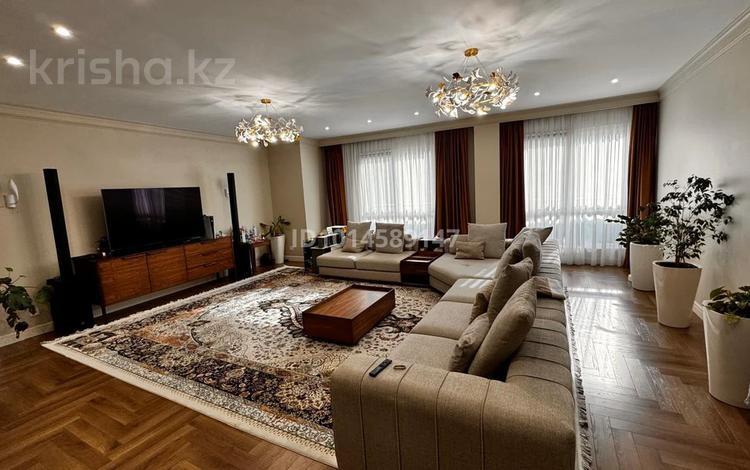 5-бөлмелі пәтер · 202 м² · 3/3 қабат, Мирас ш/а. 157, бағасы: 265 млн ₸ в Алматы, Бостандыкский р-н — фото 2
