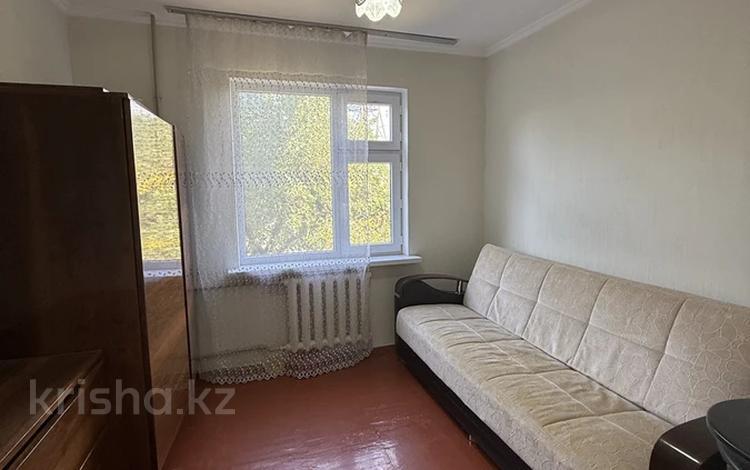 3-комнатная квартира · 63 м² · 3/5 этаж, 15 микрорайон 1 — ЖИБЕК ЖОЛЫ -БАЛДЫРГАН за 130 000 ₸ в Шымкенте — фото 2