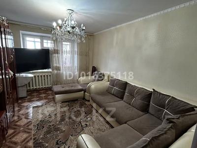 3-комнатная квартира · 60 м² · 5/5 этаж, Майкудук, 12й микрорайон 11a за 14.5 млн ₸ в Караганде, Алихана Бокейханова р-н