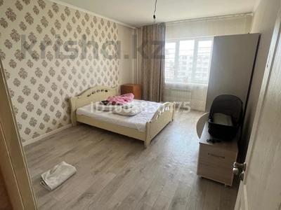 2-комнатная квартира · 69 м² · 8/9 этаж, мкр Калкаман-2 26 за 300 000 〒 в Алматы, Наурызбайский р-н