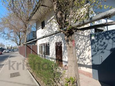 Отдельный дом · 13 комнат · 245 м² · 4.5 сот., Папанина 11 — Рыскулова Жангильдина за 76 млн ₸ в Алматы, Турксибский р-н