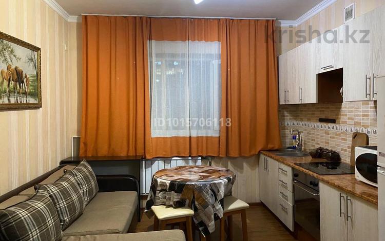 1-комнатная квартира · 47 м² · 4/5 этаж, Сейфулинна 497 — Жибек жолы за 12 000 ₸ в Алматы, Алмалинский р-н — фото 2