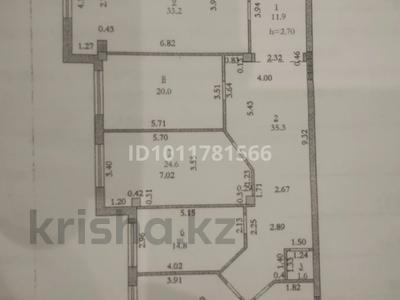 4-комнатная квартира · 163.8 м² · 3/5 этаж, Бокенбай батыр 153/6 — Бокенбай батыр за 49 млн ₸ в Актобе, мкр Авиагородок