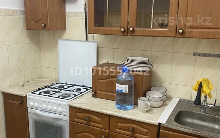 1-комнатная квартира · 34 м² · 2/5 этаж, Паримбетова 4 за 130 000 ₸ в  — фото 2