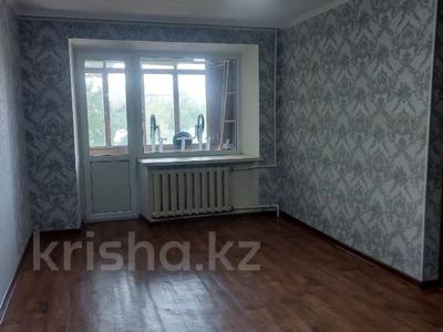 2-бөлмелі пәтер · 46 м² · 3/5 қабат, 12-шағынаудан, бағасы: 9 млн ₸ в Караганде, Алихана Бокейханова р-н