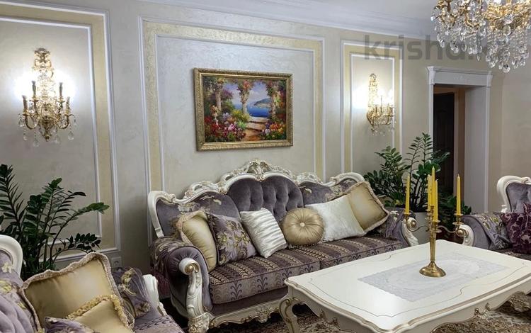 Отдельный дом • 8 комнат • 450 м² • , Жамакаева 256А за 270 млн 〒 в Алматы, Медеуский р-н — фото 2