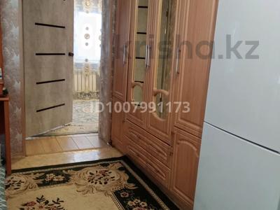 Отдельный дом · 4 комнаты · 668 м² · 3.5 сот., Краснознаменная 26 — Магазин Министерский за 13 млн 〒 в Усть-Каменогорске