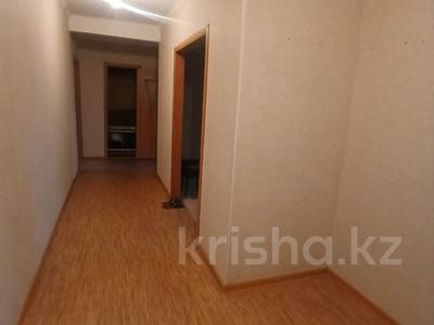 4-комнатная квартира · 100 м² · 6/10 этаж, Естая 134/2 за 33 млн 〒 в Павлодаре