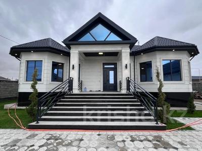 Отдельный дом · 6 комнат · 200 м² · 10 сот., Ынтымак Мушелтой 13 за 90 млн ₸ в Талдыкоргане, село Ынтымак