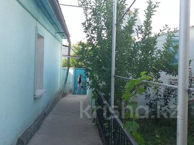 Отдельный дом · 4 комнаты · 150 м² · 6 сот., Ешенкулова 42 — По ул.Толе би- налево Ешенкулова за 19 млн ₸ в Ленгере