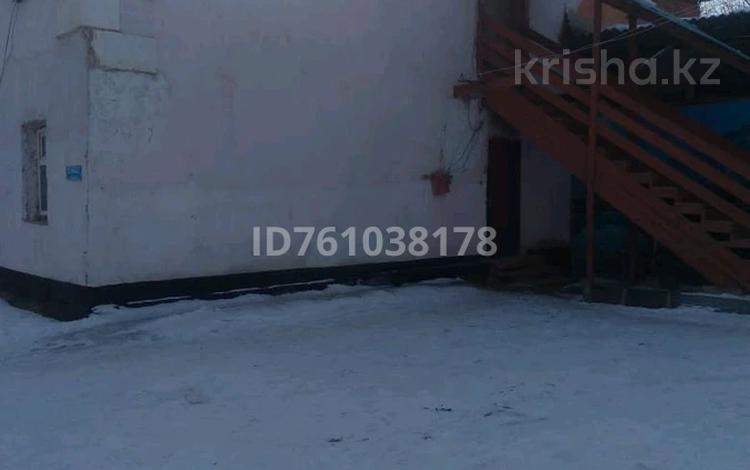 Отдельный дом · 12 комнат · 250 м² · 5 сот., Жамбыла 83 а — Центральный рынок за 20 млн ₸ в Узынагаш — фото 2