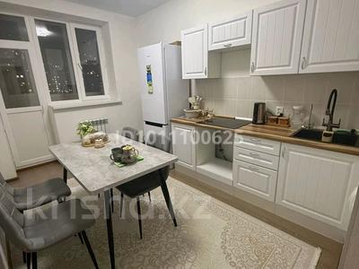 1-комнатная квартира · 38 м² · 4/9 этаж, Жубан Молдагалиев 10 за 29 млн 〒 в Астане, Нура р-н