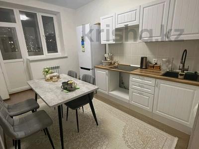 1-комнатная квартира · 38 м² · 4/9 этаж, Жубан Молдагалиев 10 за 26 млн ₸ в Астане, Нура р-н