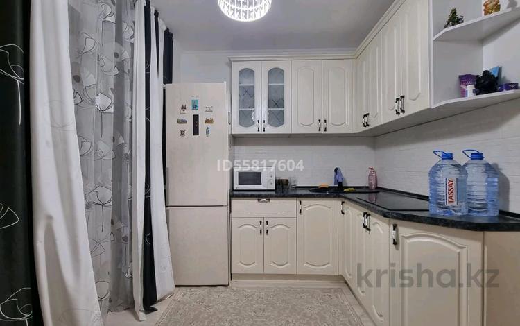 1-комнатная квартира · 42 м² · 11/14 этаж, Бектурова 4В за 25 млн ₸ в Астане, Есильский р-н — фото 9