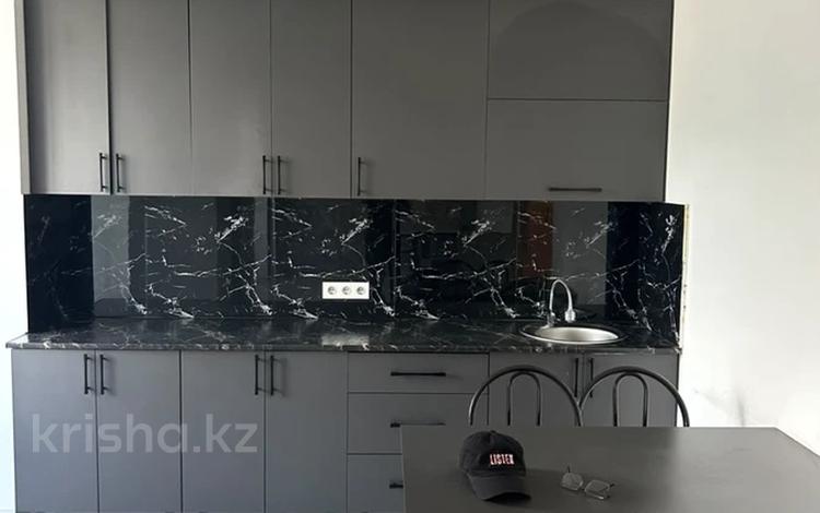 2-комнатная квартира · 58 м² · 2/12 этаж, Аль-Фараби 1а за 350 000 ₸ в Алматы, Медеуский р-н — фото 2
