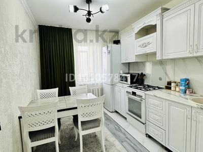 2-бөлмелі пәтер · 58 м² · 4/5 қабат, Понфилова 120 — Магазин Асорти, бағасы: 13.8 млн 〒 в Карабулаке