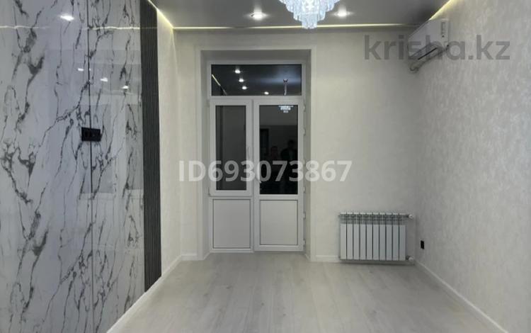 3-комнатная квартира, 77 м², 3/4 этаж, Казбековой 13 за 32 млн 〒 в Балхаше — фото 2
