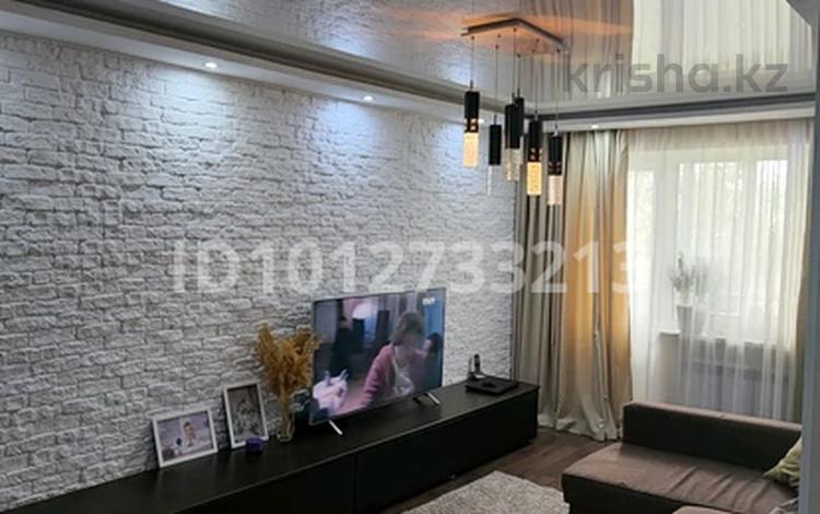 3-бөлмелі пәтер · 65 м² · 5/5 қабат, Уалиханова 22 — Аян Пассаж, бағасы: 15 млн ₸ в Темиртау — фото 2